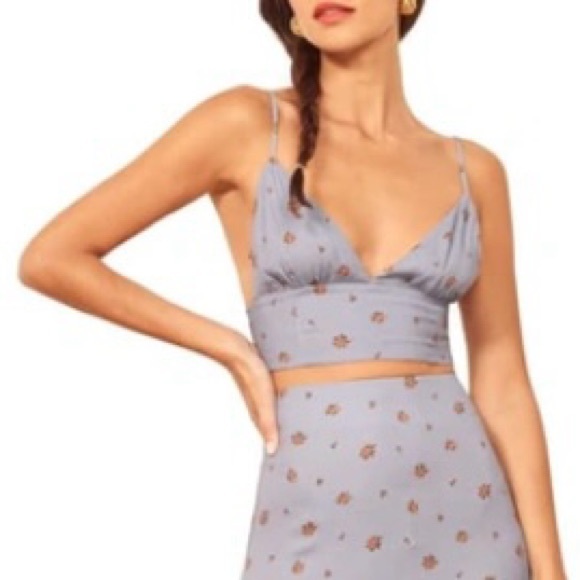 Reformation Tops - Reformation Catania TANK only blue floral size 6 cropped top